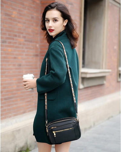 Gina | Refined Shoulder Bag