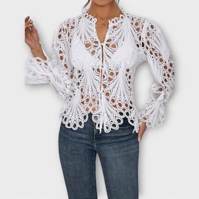 Savannah | Asymmetrical Blouse with Trendy Cut