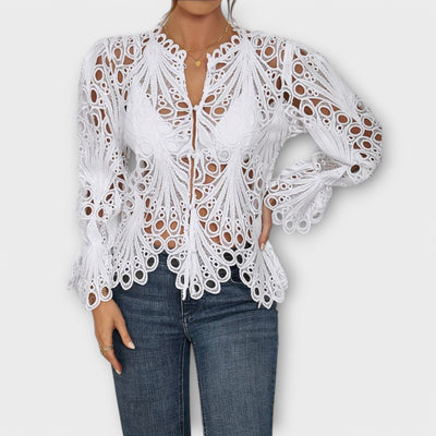 Savannah | Asymmetrical Blouse with Trendy Cut