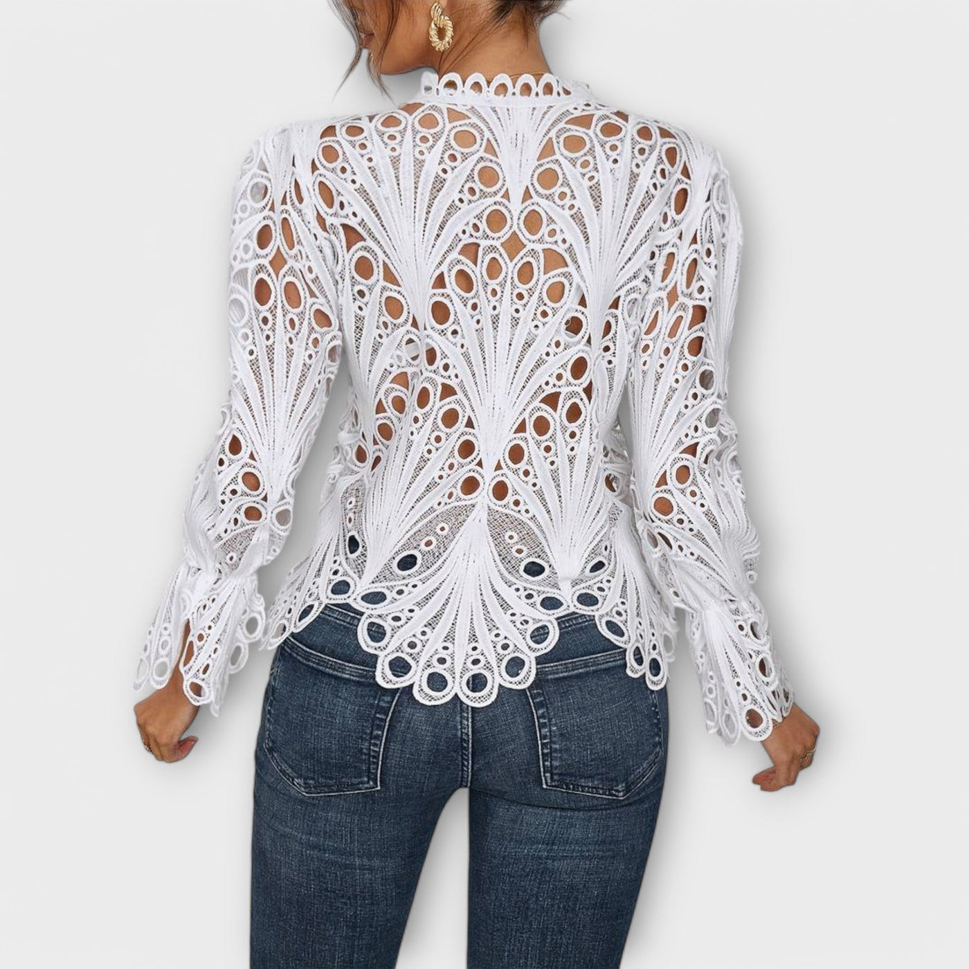 Savannah | Asymmetrical Blouse with Trendy Cut
