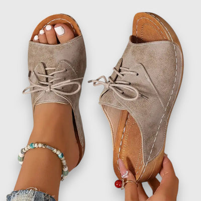 Saskia | Vintage Style Sandals