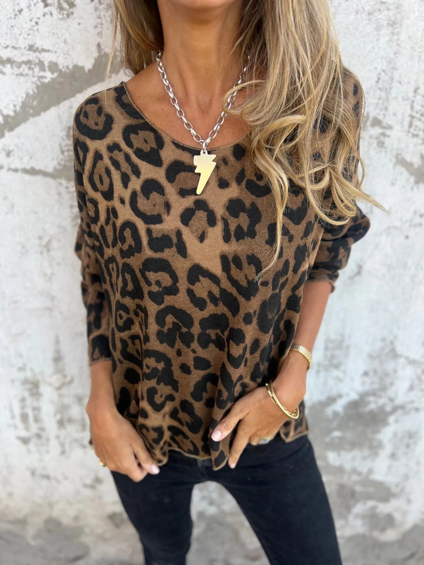 Peggy | Round Neck Leopard Print Top