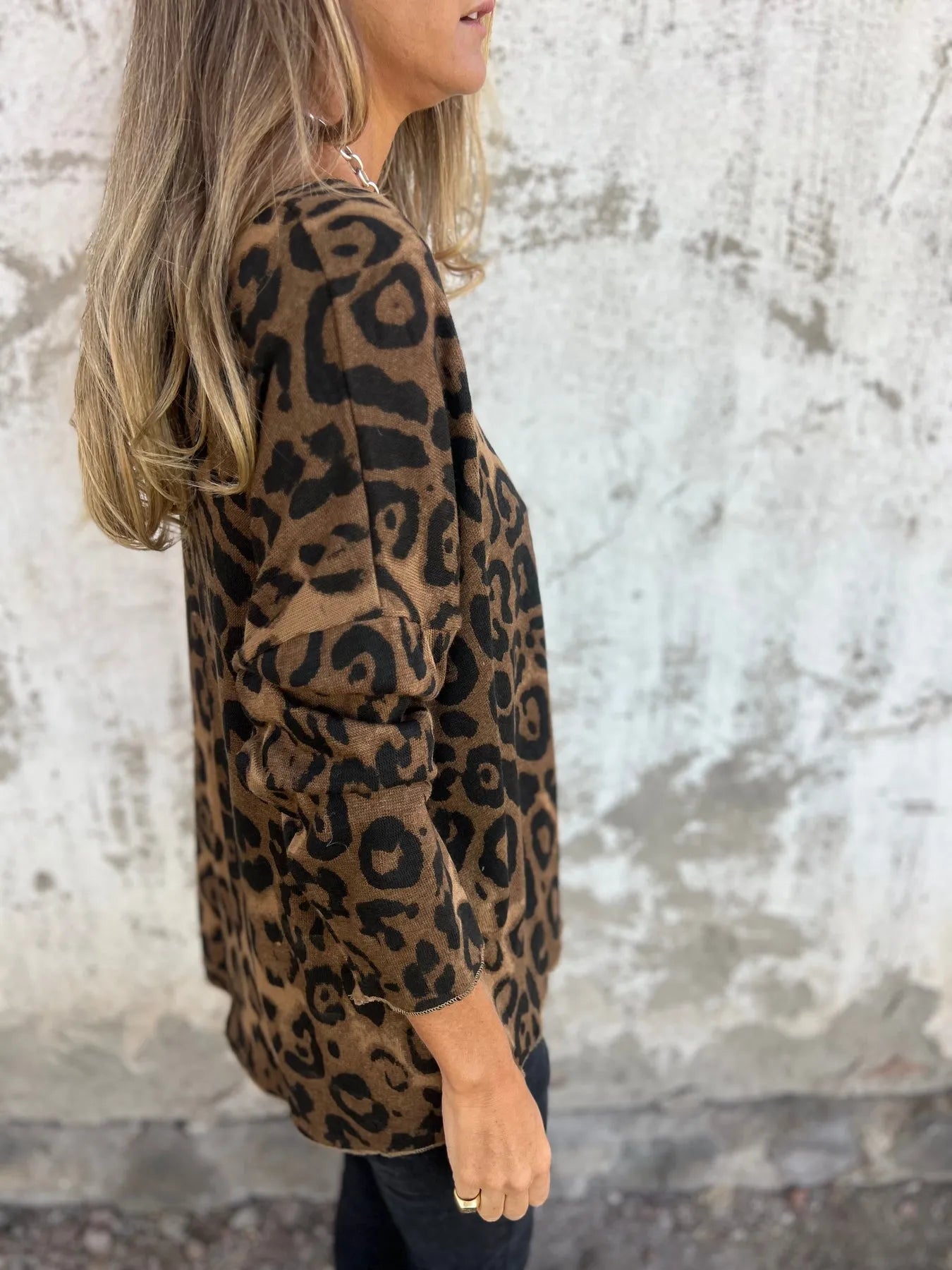 Peggy | Round Neck Leopard Print Top