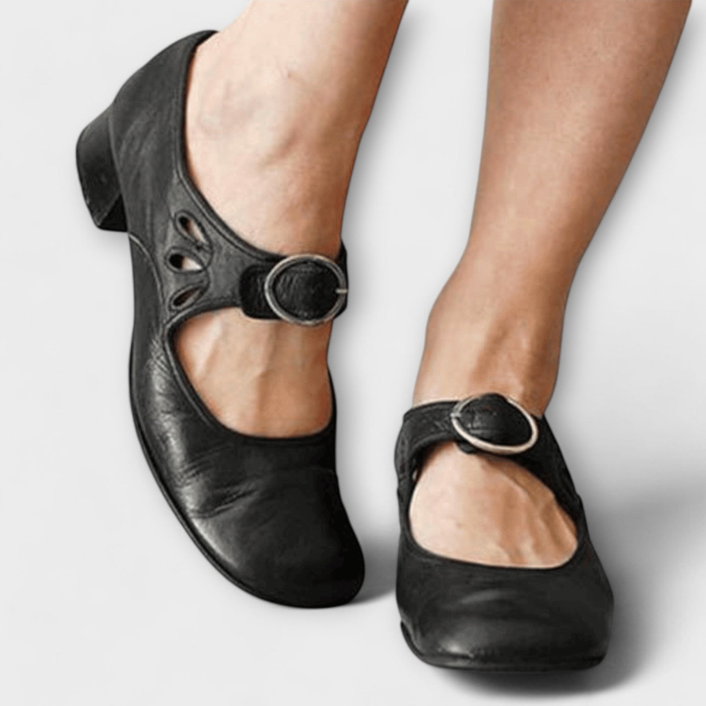 Paulina | The Unique and Comfortable Leather Sandal