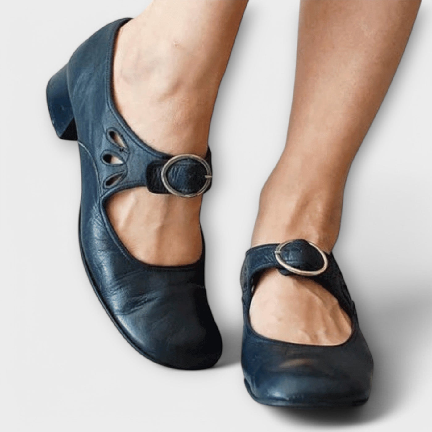 Paulina | The Unique and Comfortable Leather Sandal