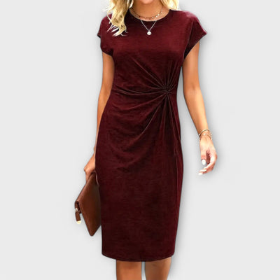 Clara | Figure-Fitted Dress
