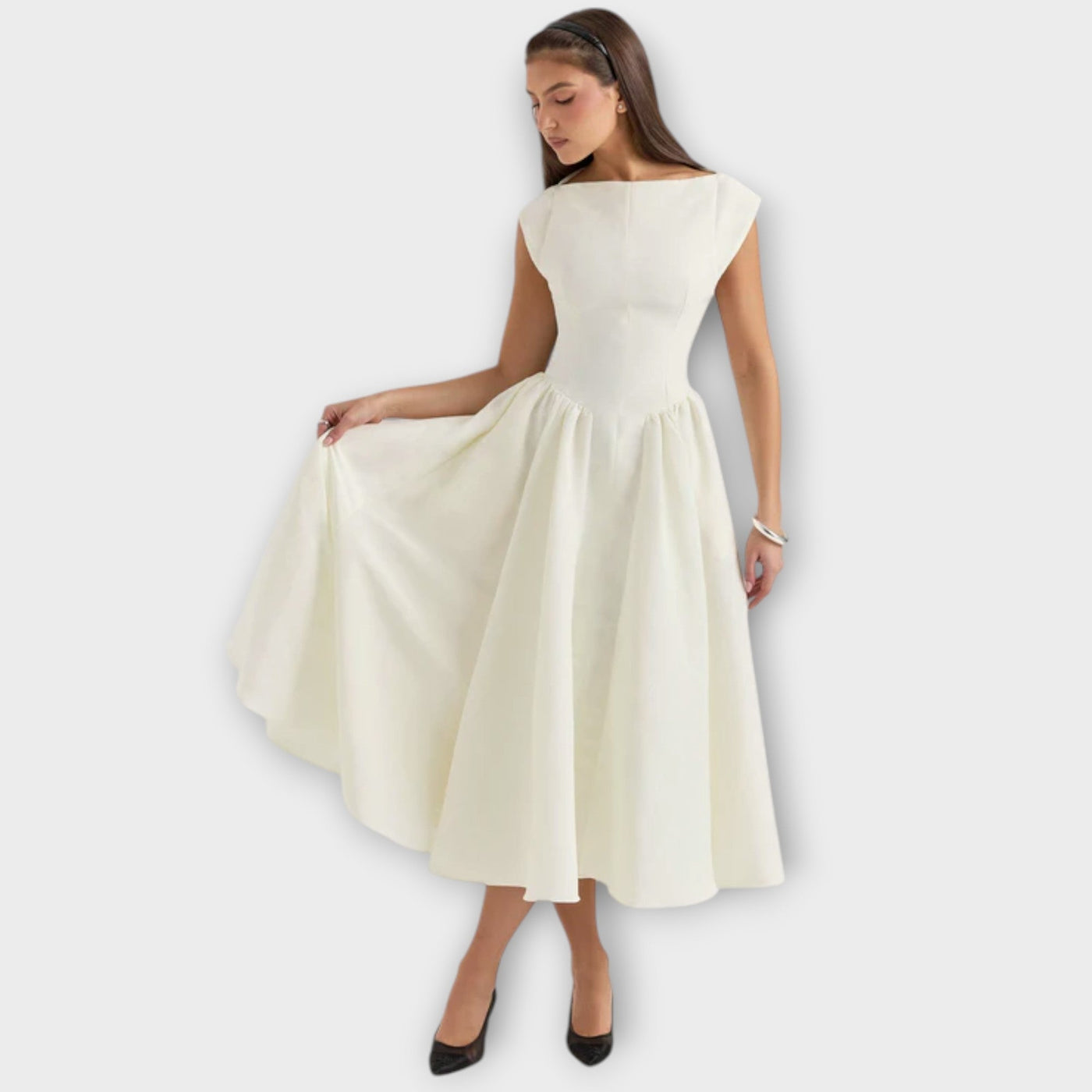 Victoria | Stylish Midi Dress