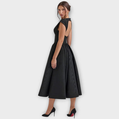 Victoria | Stylish Midi Dress