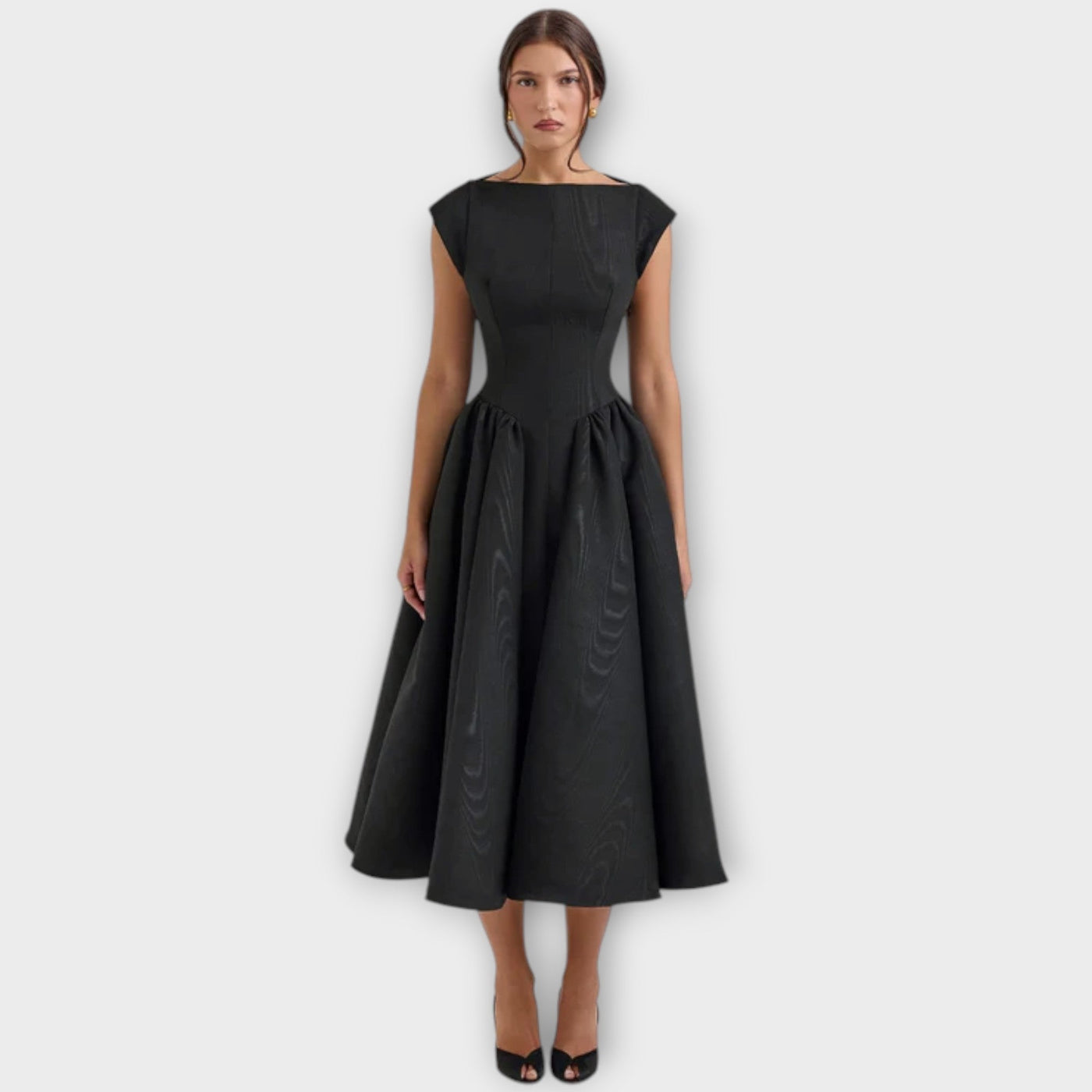 Victoria | Stylish Midi Dress