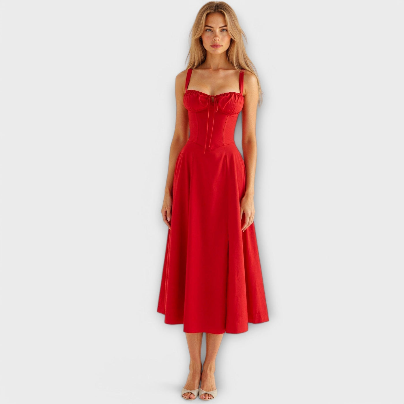 Lora | Dress with V-neck