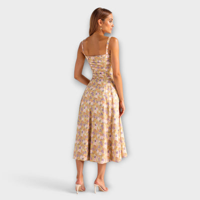Lora | Dress with V-neck